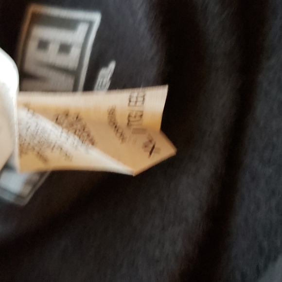 Defective, brand new Marvel periodic table sweatshirt *read description - Picture 10 of 13